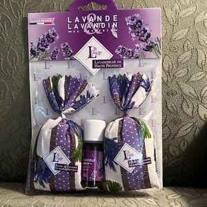 NWT 2 Lavender Sachets and Lavender Essential Oil